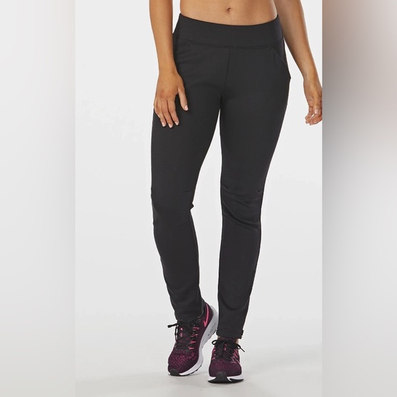 SOLD - ♥️ NWOT Korsa Impact Track Pant - Picture 1 of 12